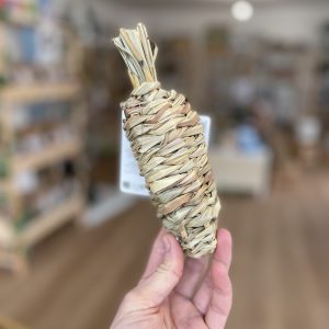 Carotte en herbe Trixie – Jouet naturel à ronger pour lapins et rongeurs