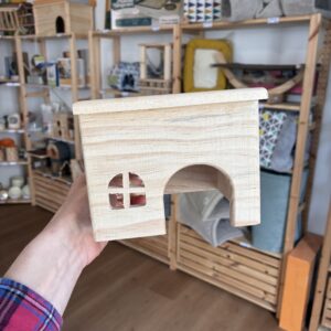 Petite maison en bois pour petits rongeurs